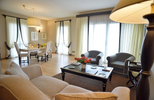 San Casciano dei Bagni Apartment | 1700 square feet, 2 bedrooms, one with extra bed 2 bathrooms, kitchen & living