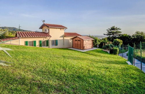 Santa Lucia House | 2 bedroom beautiful home in Camaiore