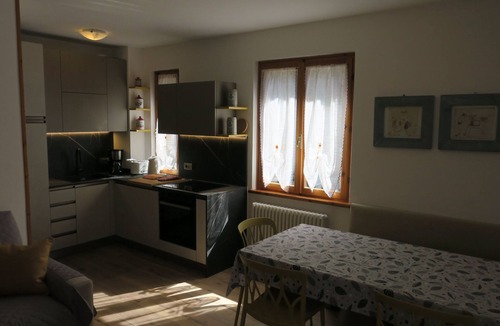 Pur Apartment | 2-stöckige Wohnung mit privatem Gartenbereich by Interhome