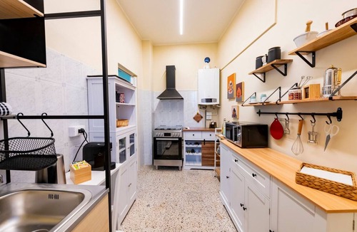 Silvi Villa | A charming 90-square-meter villa, perfect for six guests, featuring a private street-level entrance.The property is situated in a quiet area of ​Silvi and enjoys a great location: thanks to a pedestrian path, you can reach the sea in just 10 minutes