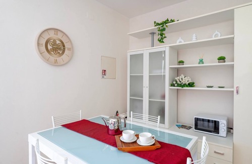 Castiglione del Lago Apartment | A cozy 45 sqm apartment, accommodating up to three people, located on the ground floor of a detached house (access via two steps).The property is located in Castiglione del Lago, in a residential area just steps from the lakefront and the historic center
