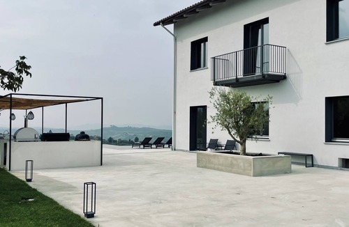 Castagnole delle Lanze Villa | A tranquil villa in the heart of Piedmont.
