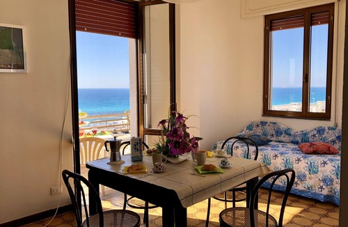 Il Monte House | Accomodation sul Mare 2