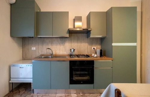 Mestre Condo | Achille 2BR/2BA Cozy Stay Near Venice