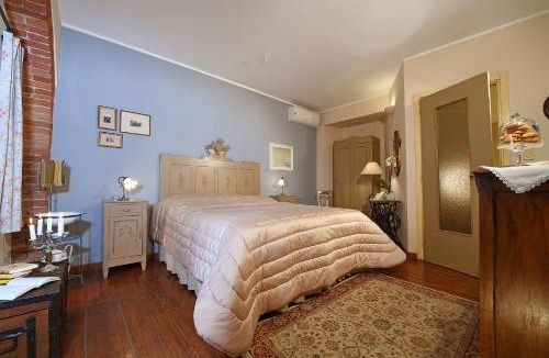 Barolo Bed & Breakfast | Agriturismo Il Gioco Dell'Oca
