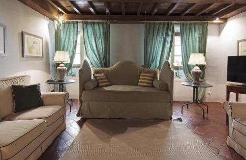 Duomo Hotel | Al Palazzo del Marchese di Camugliano Residenza d'Epoca