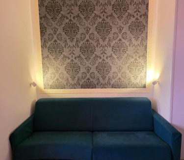 Rho Apartment | Alloggio tre palme
