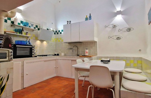 Ravello Villa | Amalfi Coast Villa w/Sea Views & Sauna & Jacuzzi plus Rooftop and Parking Garage