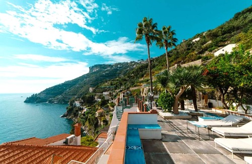 Ravello Villa | Amalfi Coast Villa w/Sea Views & Sauna & Jacuzzi plus Rooftop and Parking Garage