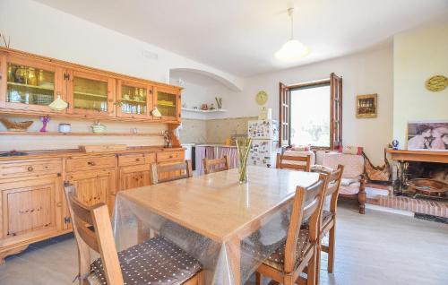 Perdifumo House | Amazing Home In Perdifumo