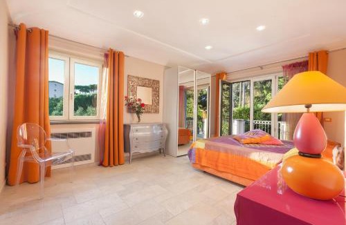 Sant'Agata sui Due Golfi Villa | Amore Rentals - Villa Il Noce