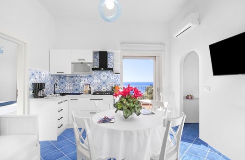 Positano House | Amore Rentals - Casa Bluedream