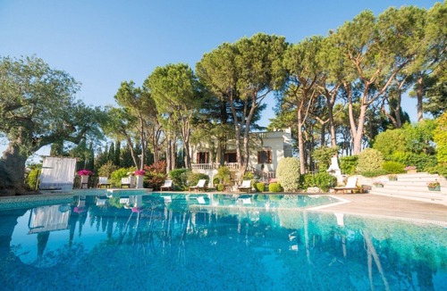 Selva di Fasano Villa | An exclusive historic villa with private pool