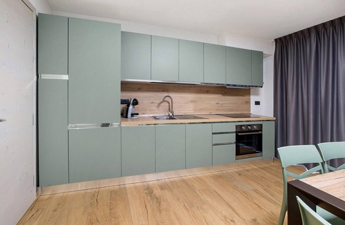 Isolaccia Apartment | Apartment '3' with Mountain View, Shared Garden and Wi-Fi