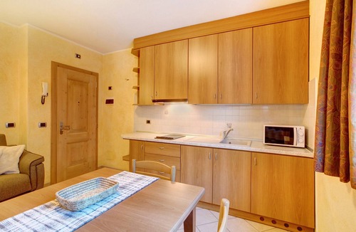 Valtellina Apartment | Apartment 'Al Bait Da Marangona 2' with Mountain View, Shared Garden and Wi-Fi