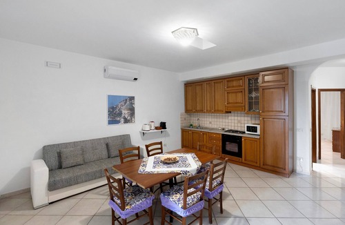Nerano Apartment | Apartment 'Amalfi Apartment' with Sea View, Wi-Fi and Air Conditioning