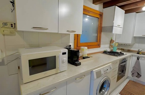 Vicenza Apartment | Apartment 'Appartaments San Biagio 1' with Wi-Fi and Air Conditioning