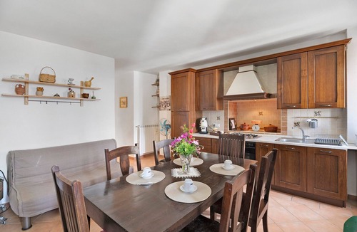 Laureana Cilento Apartment | Apartment 'Borgo San Martino 1' with Mountain View, Balcony & Wi-Fi