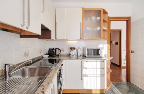 Valtellina Apartment | Apartment 'Bossi View' with Mountain View, Wi-Fi and Air Conditioning