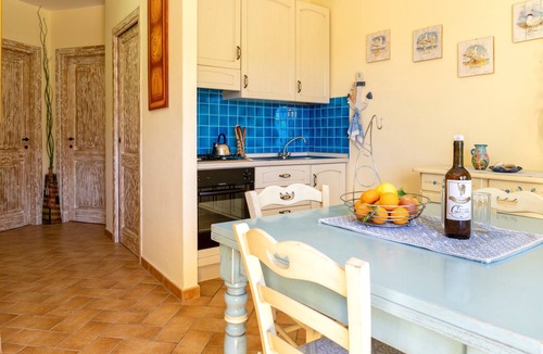 La Ciaccia Apartment | Apartment 'Casa Al Mare' with Sea View, Private Terrace and Air Conditioning