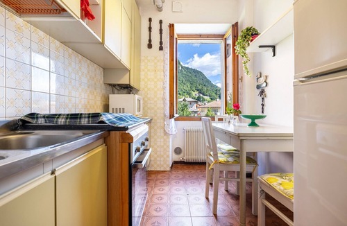 Breguzzo Apartment | Apartment 'Casa Nel Borgo Rose' with Mountain View and Shared Garden