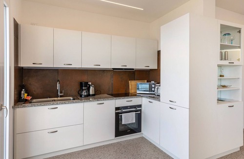 Albisano Apartment | Apartment 'Casa Serena' with Lake View, Wi-Fi and Air Conditioning