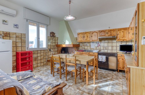 Torre Pali Apartment | Apartment 'Casa Sofia' with Private Terrace, Private Garden and Air Conditioning