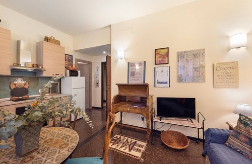 Pre Apartment | Apartment 'Casa Sole' Opposite the Aquarium of Genoa