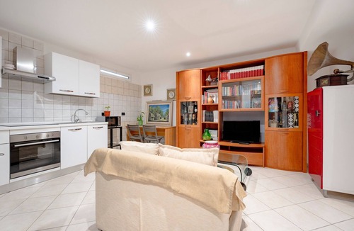 Municipio 3 Apartment | Apartment 'Dj Center Class' with Wi-Fi