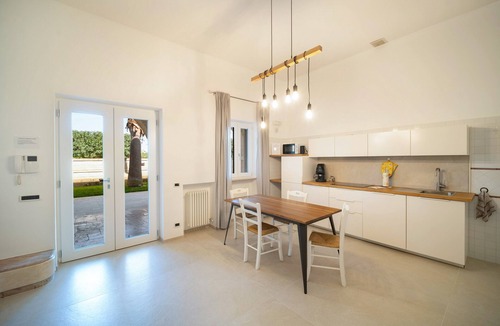Macchia di Monte Apartment | Apartment 'Don Onofrio - Rugantino' with Mountain View, Wi-Fi and Air Conditioning
