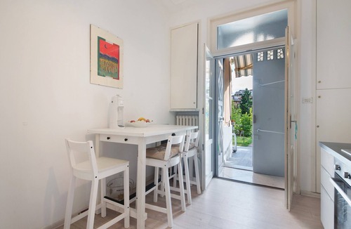 Rapallo Apartment | Apartment 'Fiordalisi' with Private Garden, Wi-Fi and Air Conditioning