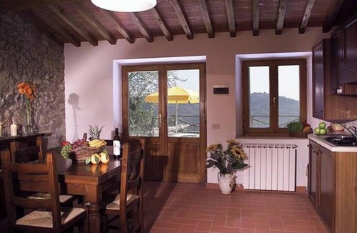 Starda Apartment | Apartment in the castle, with restaurant and swimming pool, Ginestra