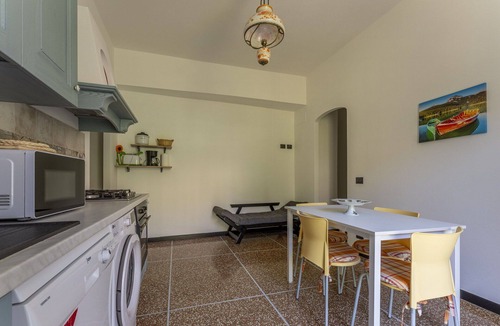 Uscio Apartment | Apartment in Uscio with 2 bedrooms sleeps 4