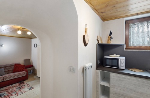 Trepalle Apartment | Apartment 'Mery' with Mountain View, Private Garden and Wi-Fi