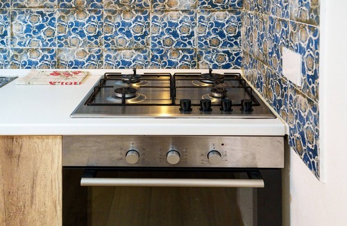 Sestri Levante Apartment | Apartment 'Michy's House' with Balcony, Wi-Fi and Air Conditioning