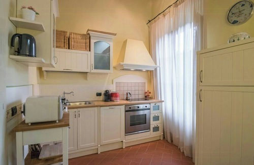 Matraia Apartment | Apartment on with pool and close to restaurants