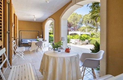 Cenate Apartment | Apartment 'Residence Le Cenate Ship In' with Private Terrace, Wi-Fi and Air Conditioning