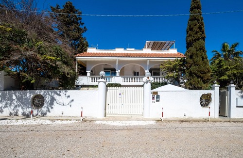Punta Prosciutto Apartment | Apartment 'Villa Ada Attico' with Sea View, Wi-Fi and Air Conditioning