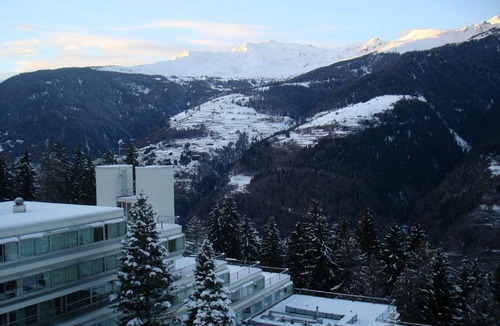 Mezzana Apartment | Apartment with direct access to the slopes and heated swimming pool