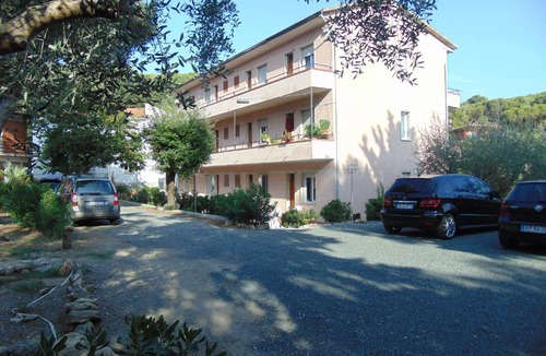 Quercianella Apartment | Appartamento il Geranio