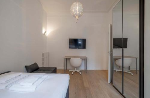 Tre Torri Apartment | APPARTAMENTO Superhouse HEART OF MILAN