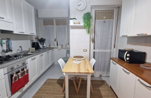 Province of Cagliari Apartment | Appartement Spacieux et Confortable, à Quelques Minutes de la Plage de la Ville