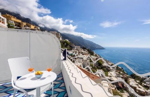 Chiesa Nuova House | Aurora Luxury Suites Seaview