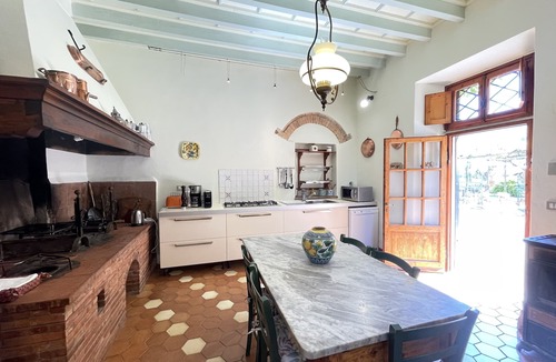 Greve in Chianti Villa | Authentic Private Tuscan Villa in the Heart of Chianti- Greve for 12 people