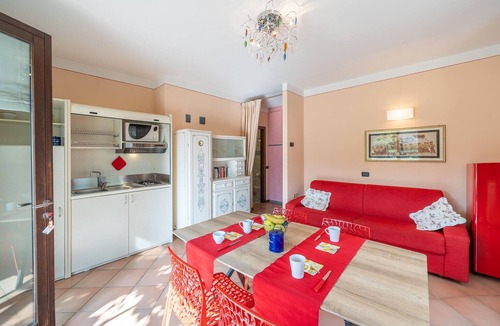 Ceredello Apartment | Awesome apartment in Caprino Veronese VR with WiFi