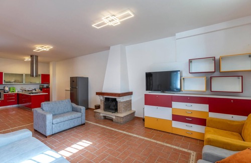 Pozzovetere House | Awesome home in Caserta
