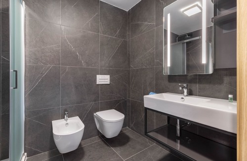 San Vincenzo Hotel | B&B Hotel Genova City Center