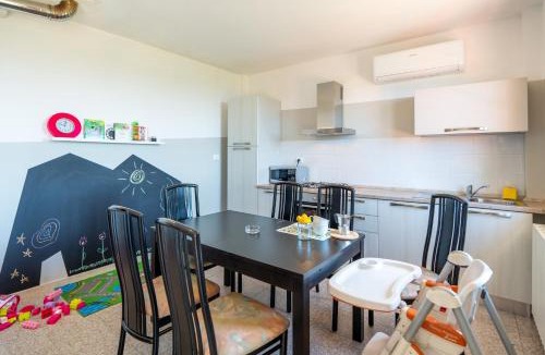 Tovo San Giacomo Apartment | Babyaccommodation Family Hills II