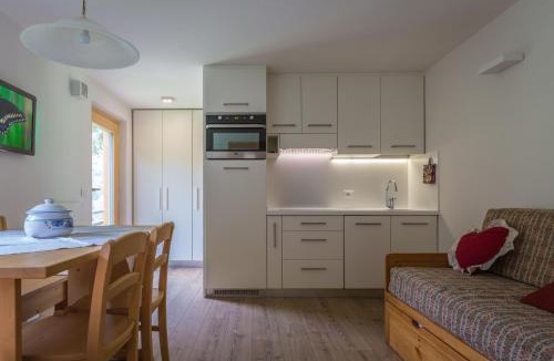 Cogolo Apartment | BAITA CUCOL: APPARTAMENTO CON GIARDINO PRIVATO
