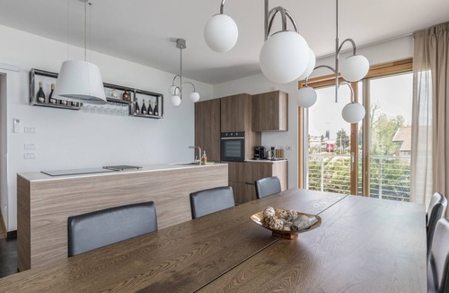 Cisano Apartment | “Bardolino Luxury – Penthouse” Apartment with Lake View, Hot Tub, and Private Pool